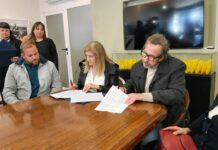 Firma de convenios junto a la Municipalidad